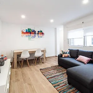 https://apartam-completo-3-habit-6-personas-centro-malaga.1costadelsol.com